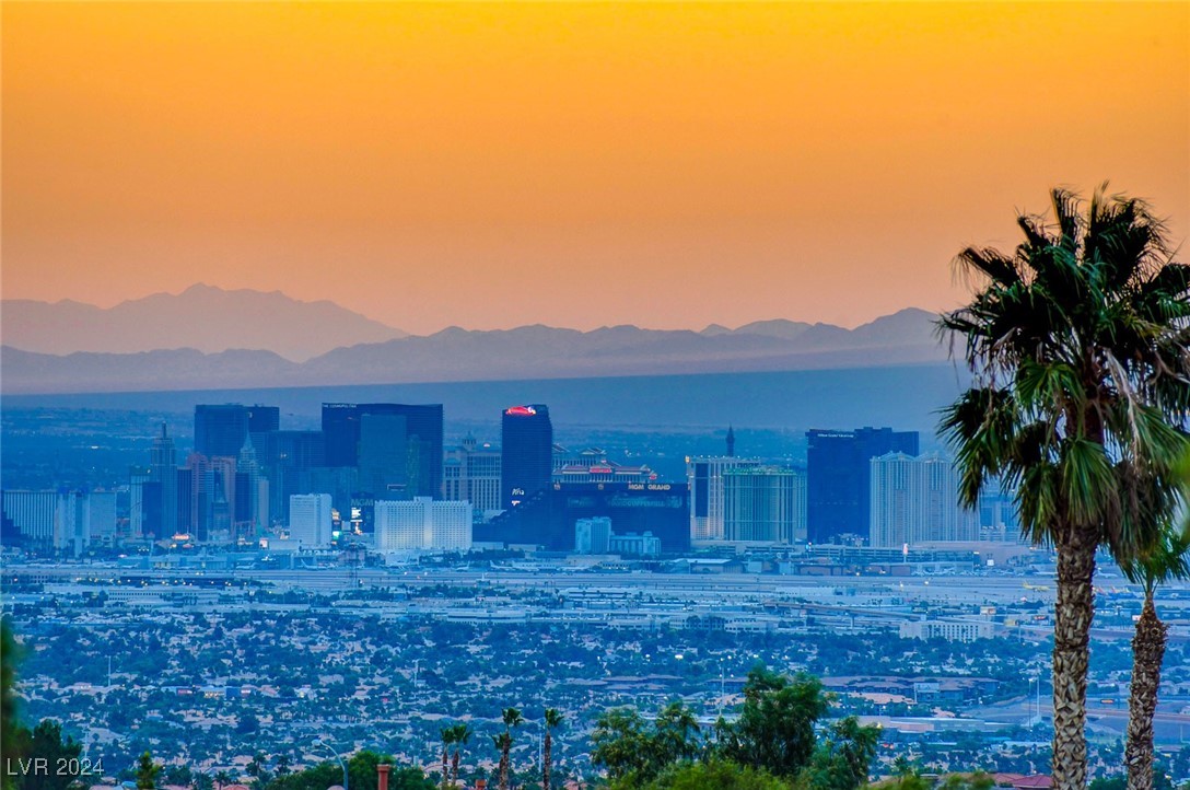 2555 Hampton Road 1209