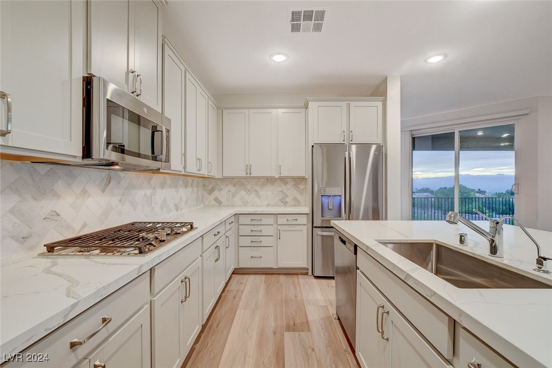 2555 Hampton Road 1209