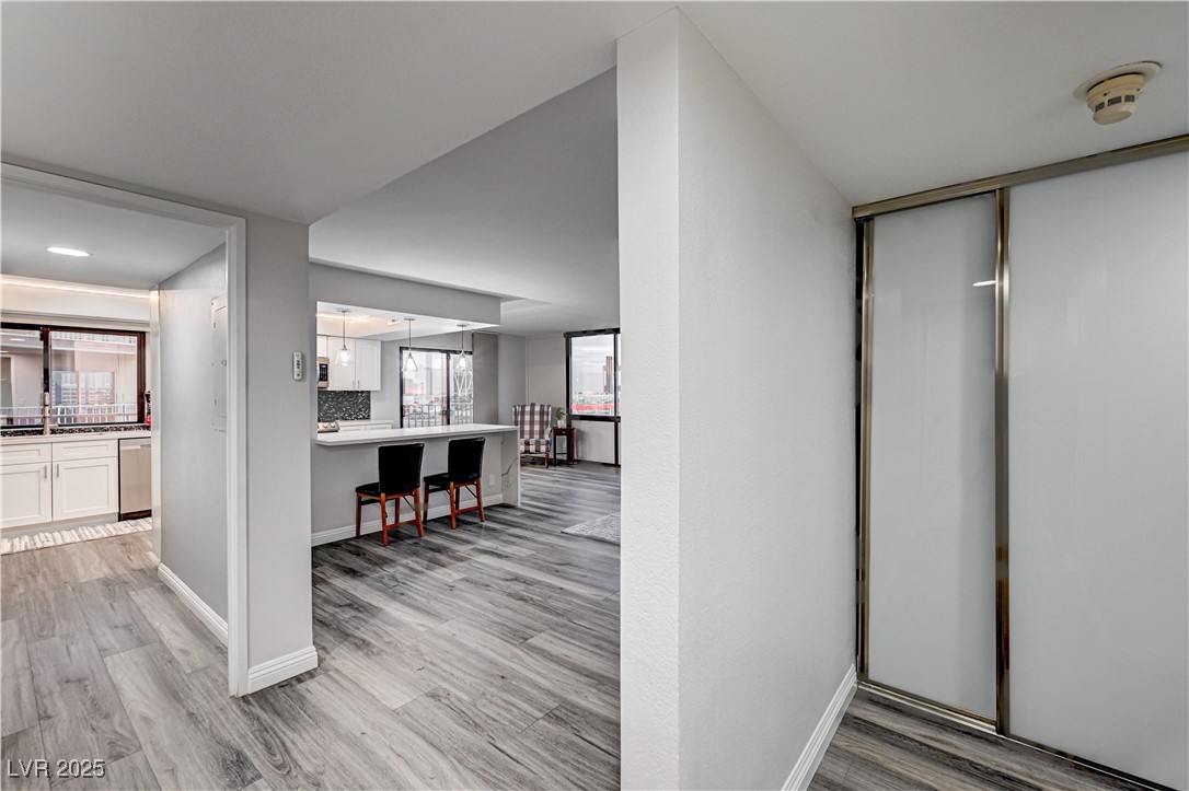 205 East Harmon Avenue 1010