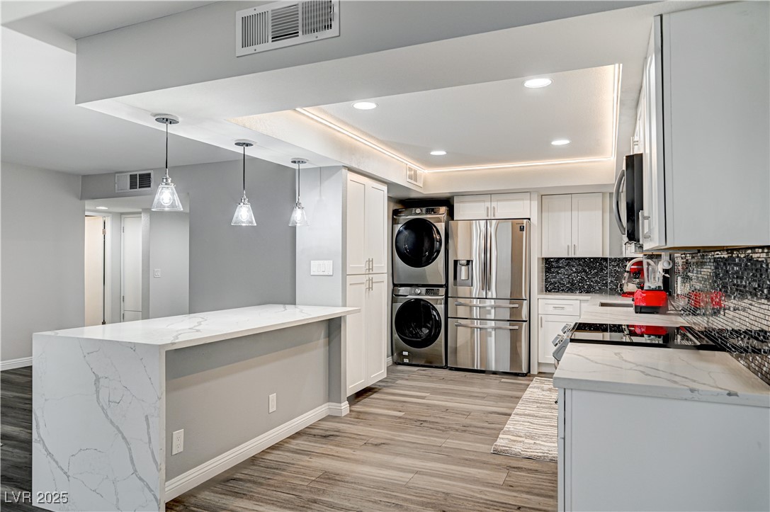 205 East Harmon Avenue 1010