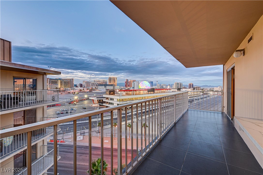 205 East Harmon Avenue 1010