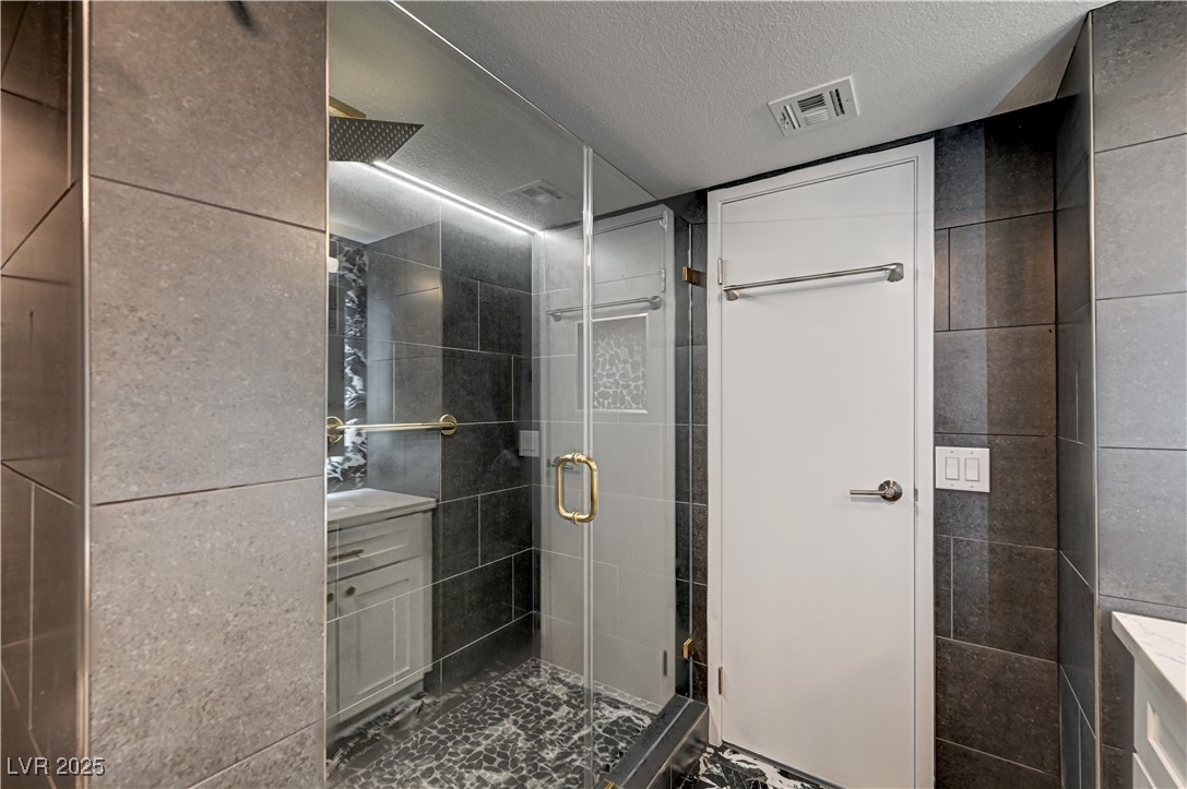 205 East Harmon Avenue 1010