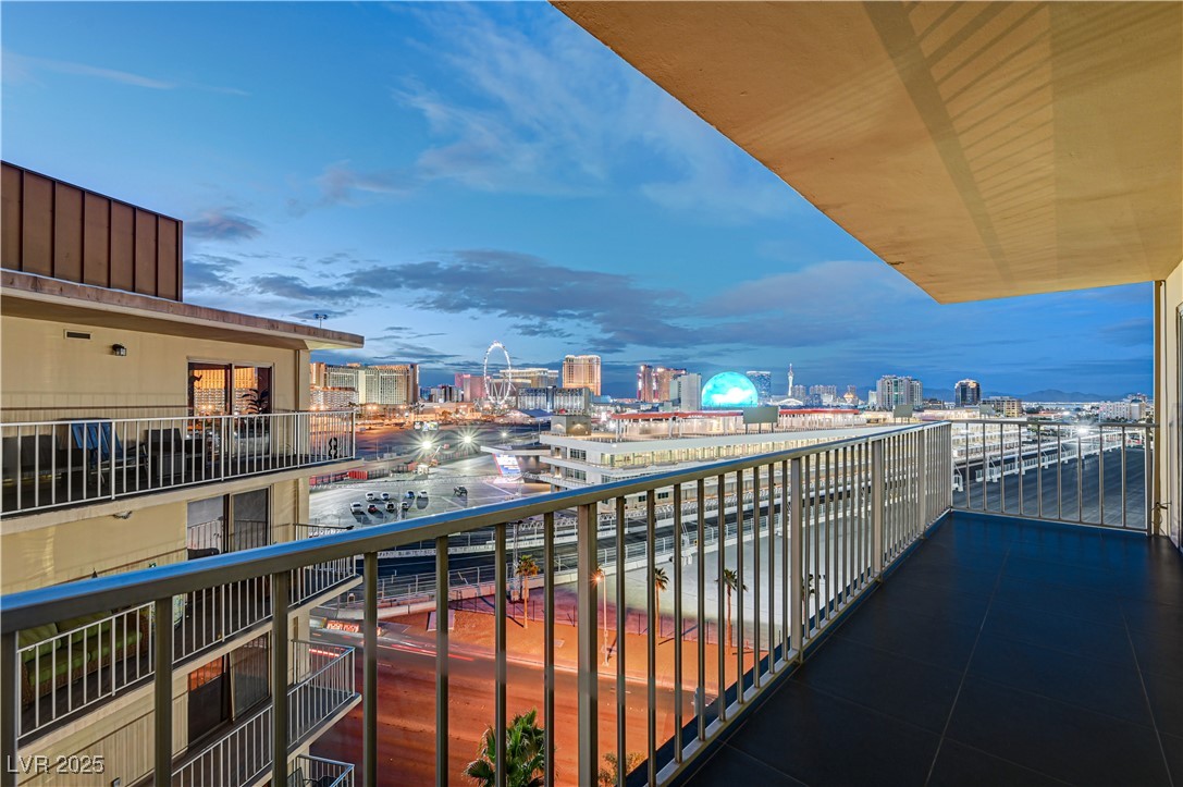 205 East Harmon Avenue 1010