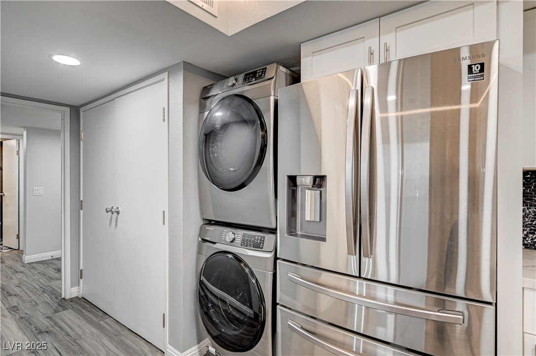 205 East Harmon Avenue 1010