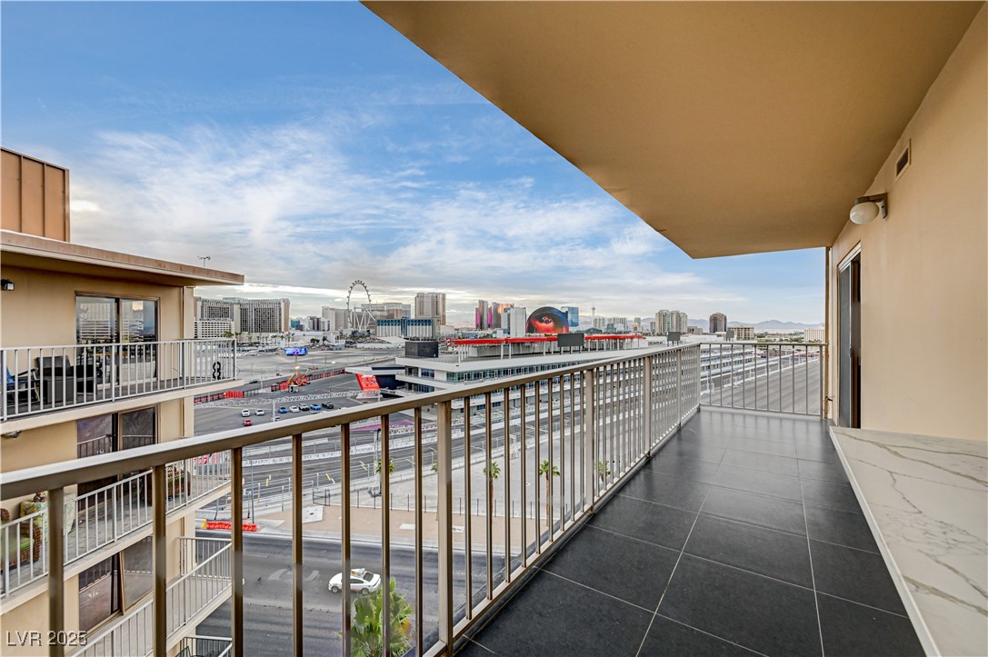 205 East Harmon Avenue 1010