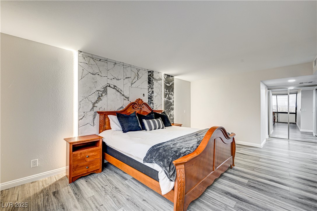 205 East Harmon Avenue 1010