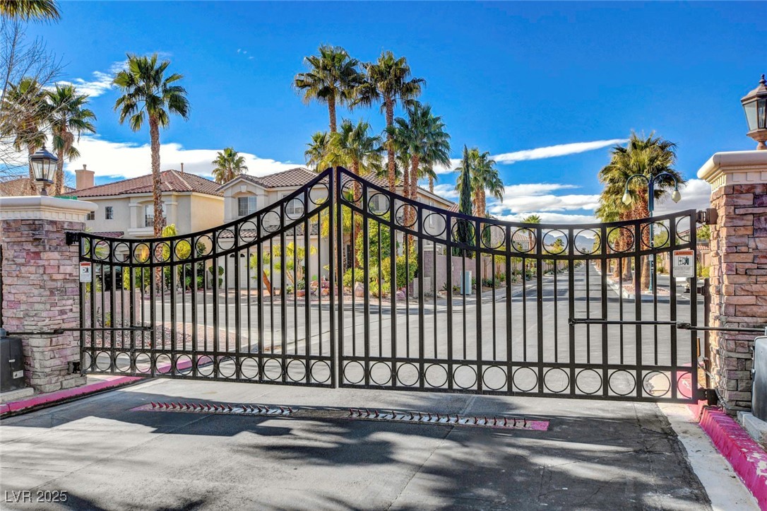 10965 Ladyburn Court
