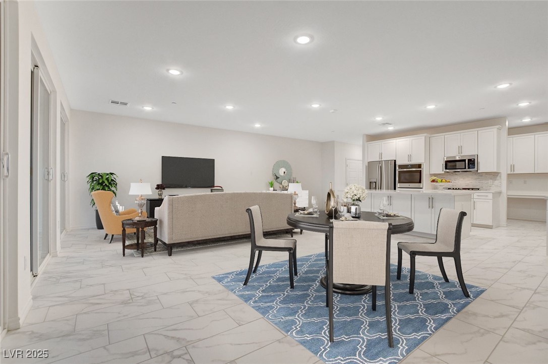 2555 Hampton Road 7210