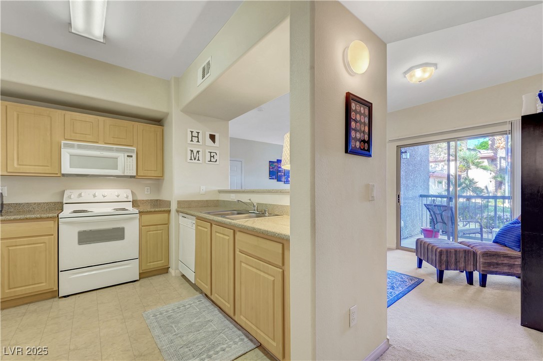 8000 Badura Avenue 1181