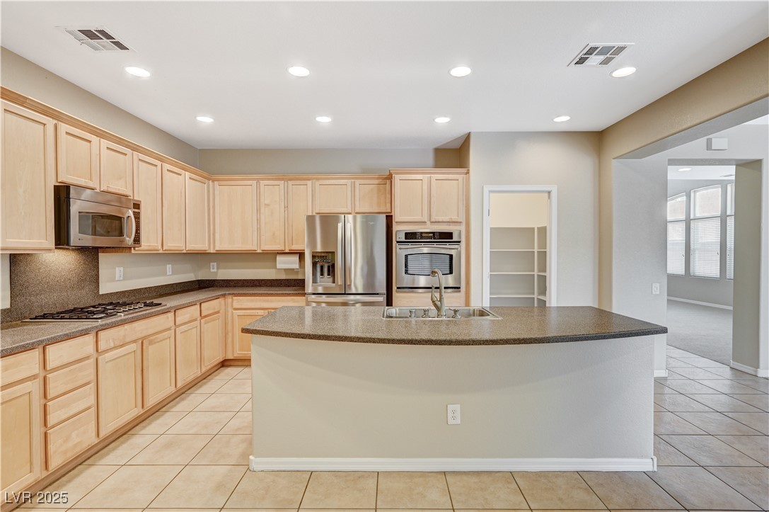 2556 Sturrock Drive