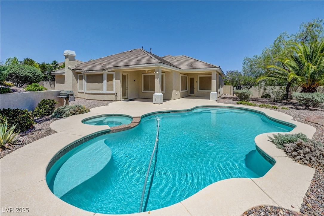 905 Star Pine Drive