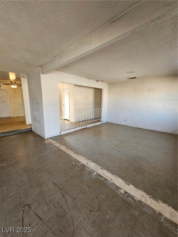 3012 Palm Springs Way