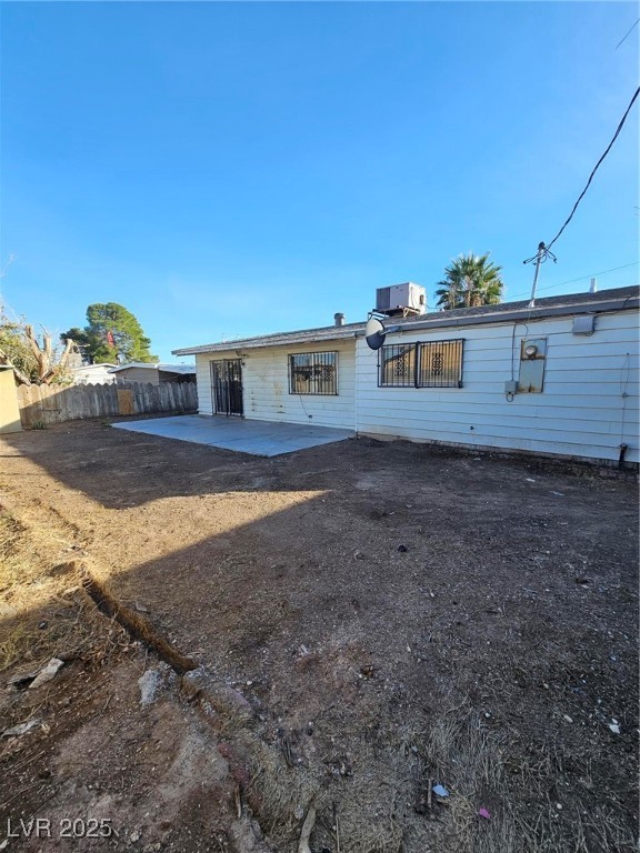 3012 Palm Springs Way