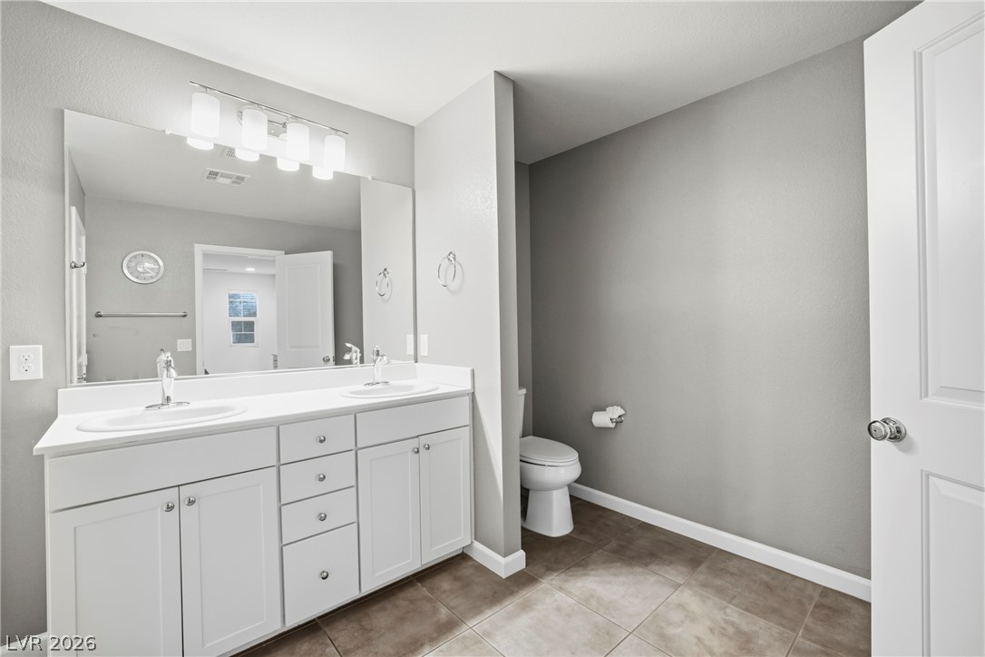 8923 Midnight Garden Court