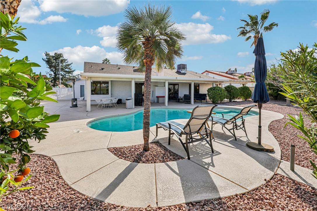 2600 La Solana Way