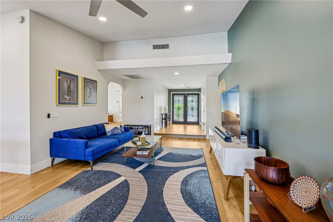 2600 La Solana Way