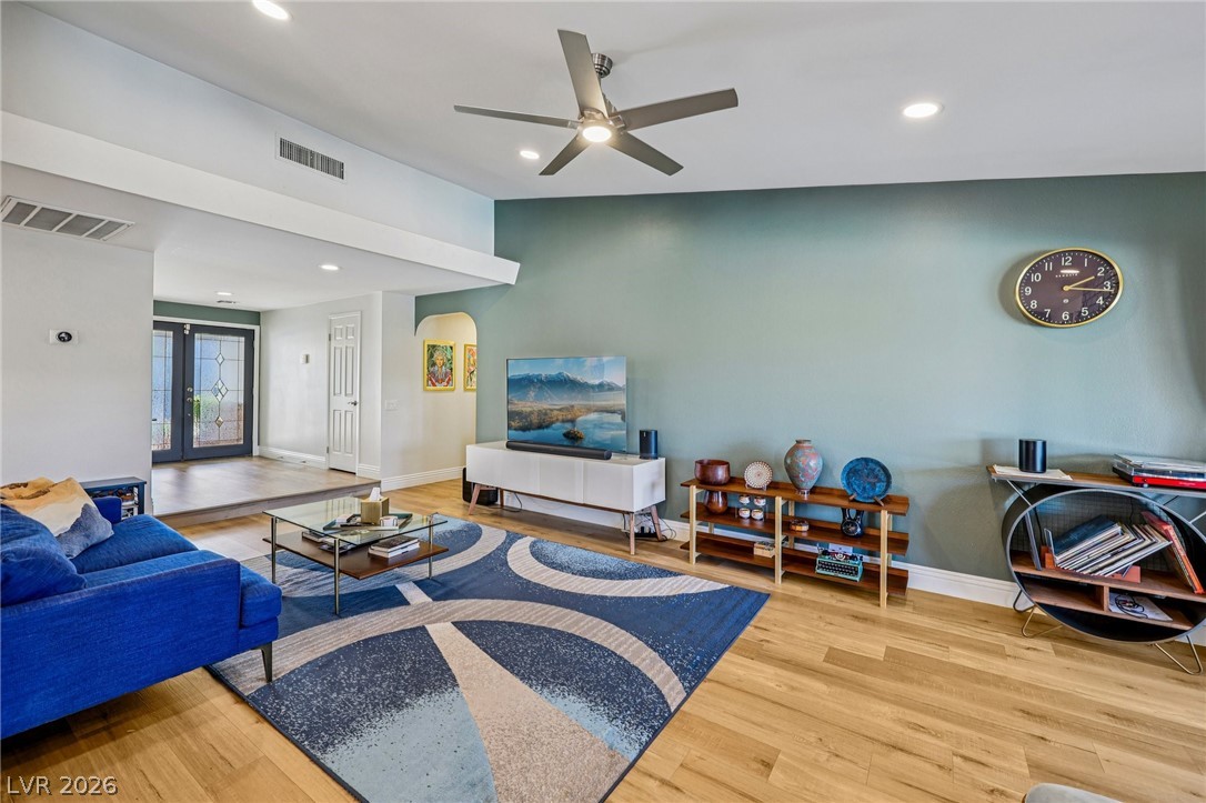 2600 La Solana Way