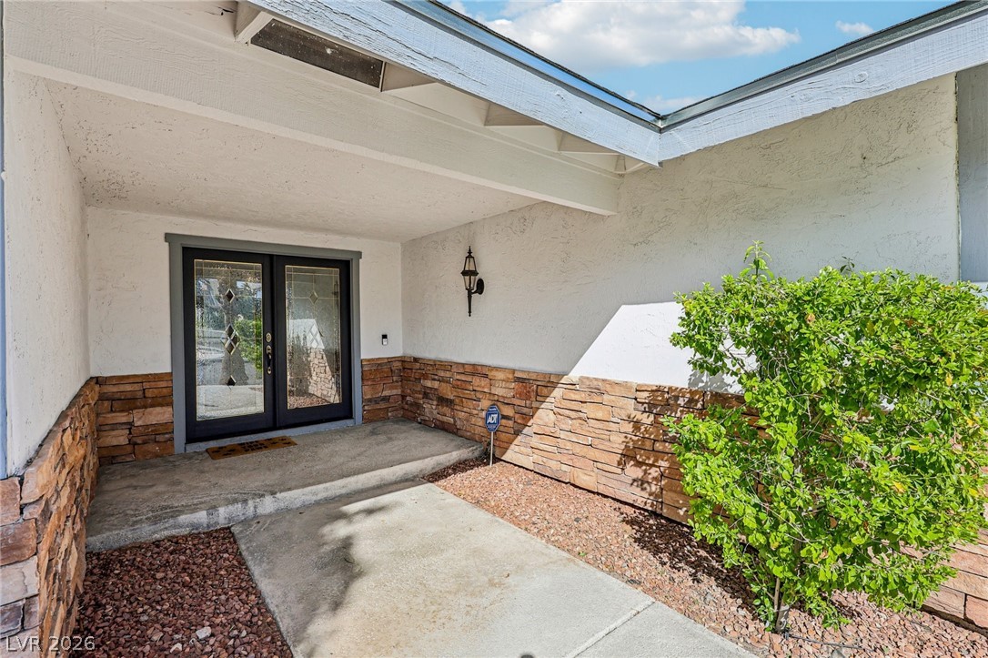 2600 La Solana Way