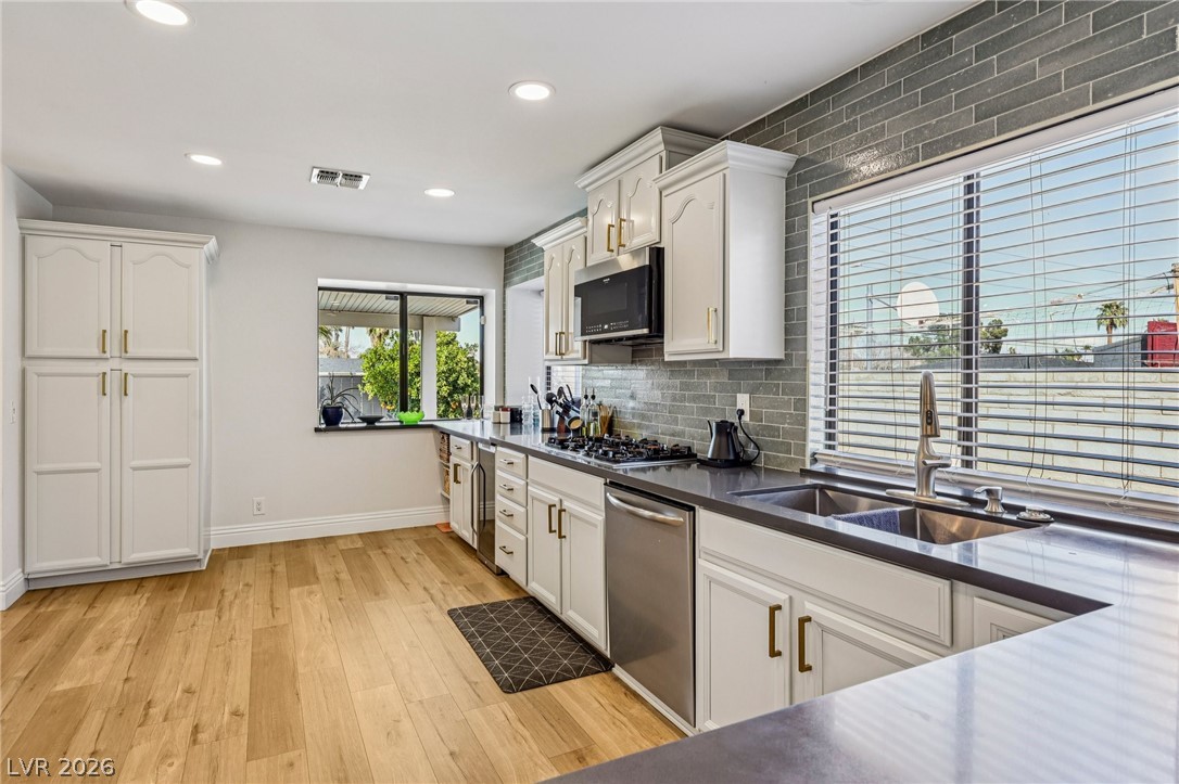 2600 La Solana Way