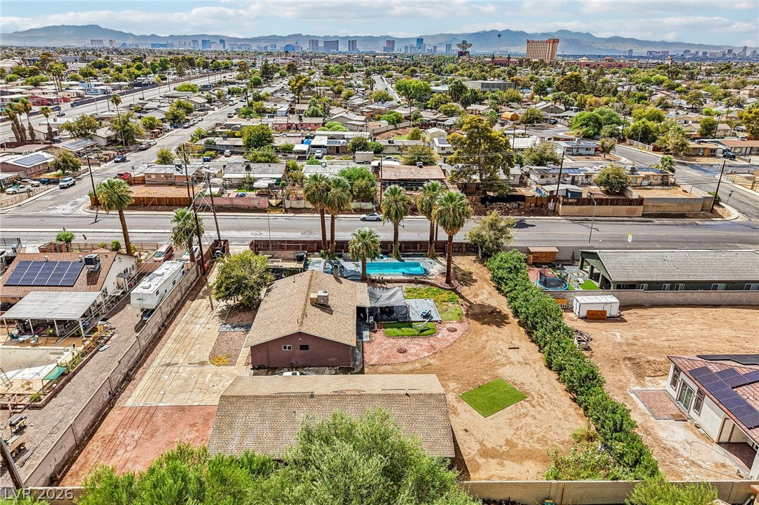 3232 South Mountain Vista Street