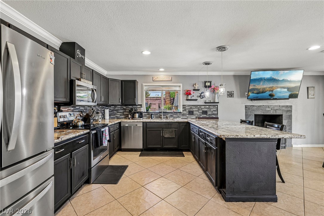 3232 South Mountain Vista Street