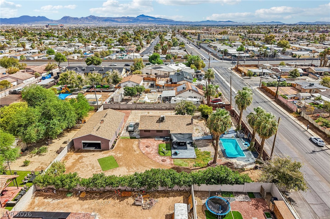 3232 South Mountain Vista Street