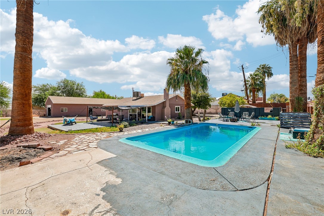 3232 South Mountain Vista Street