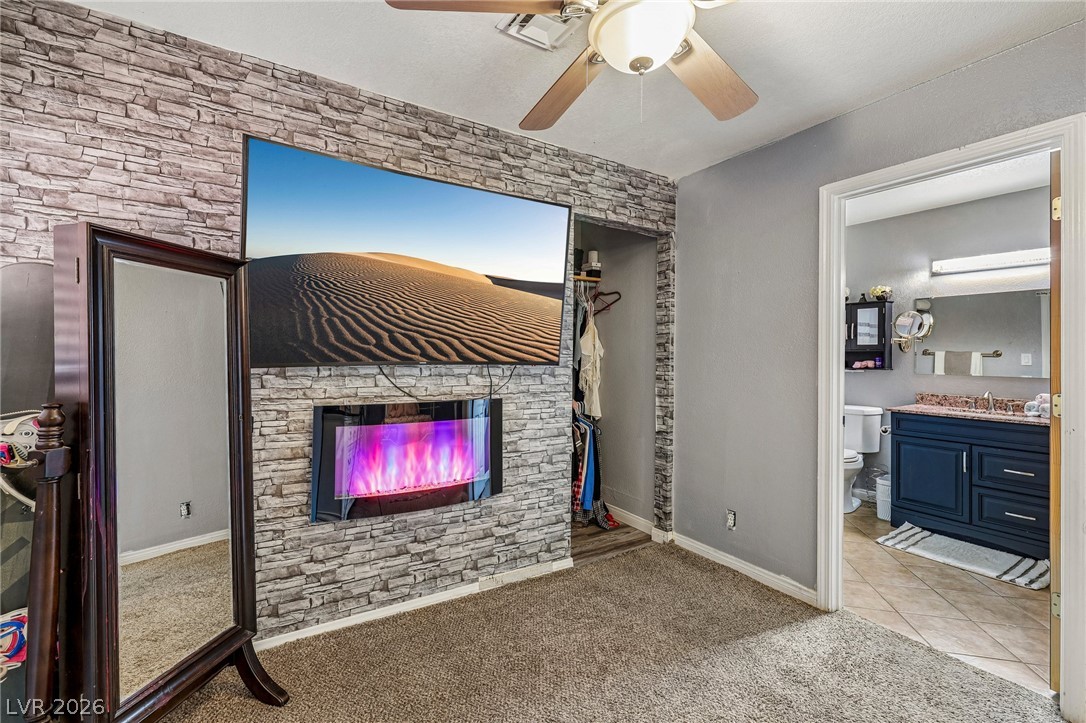 3232 South Mountain Vista Street
