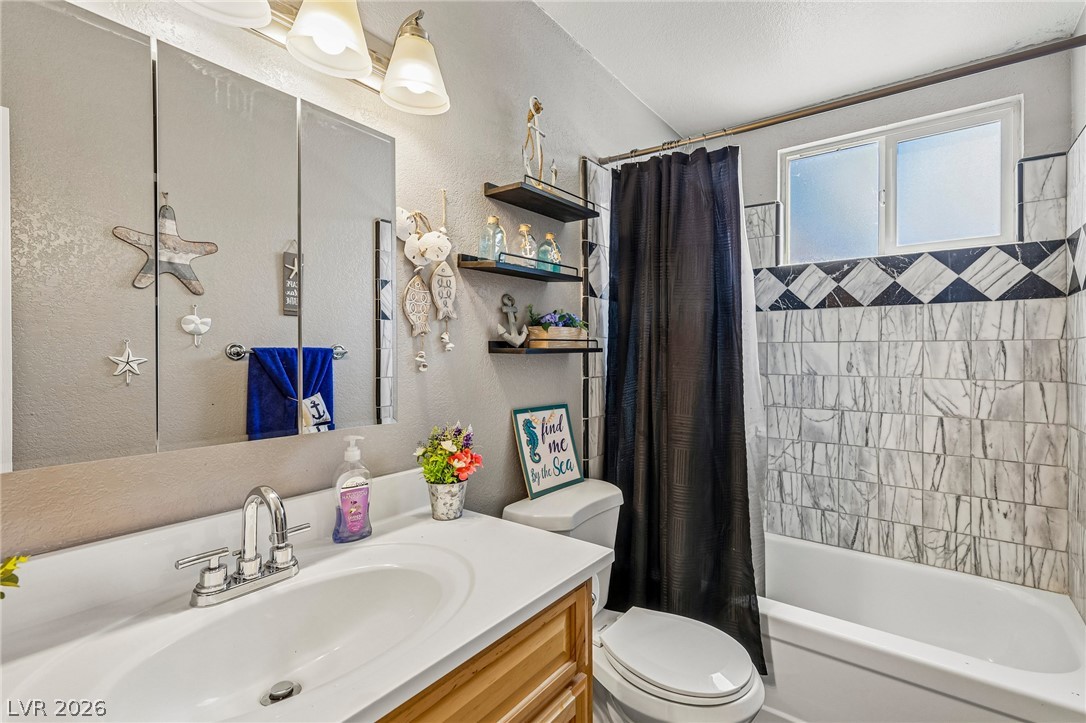 3232 South Mountain Vista Street