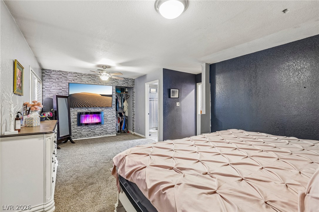 3232 South Mountain Vista Street