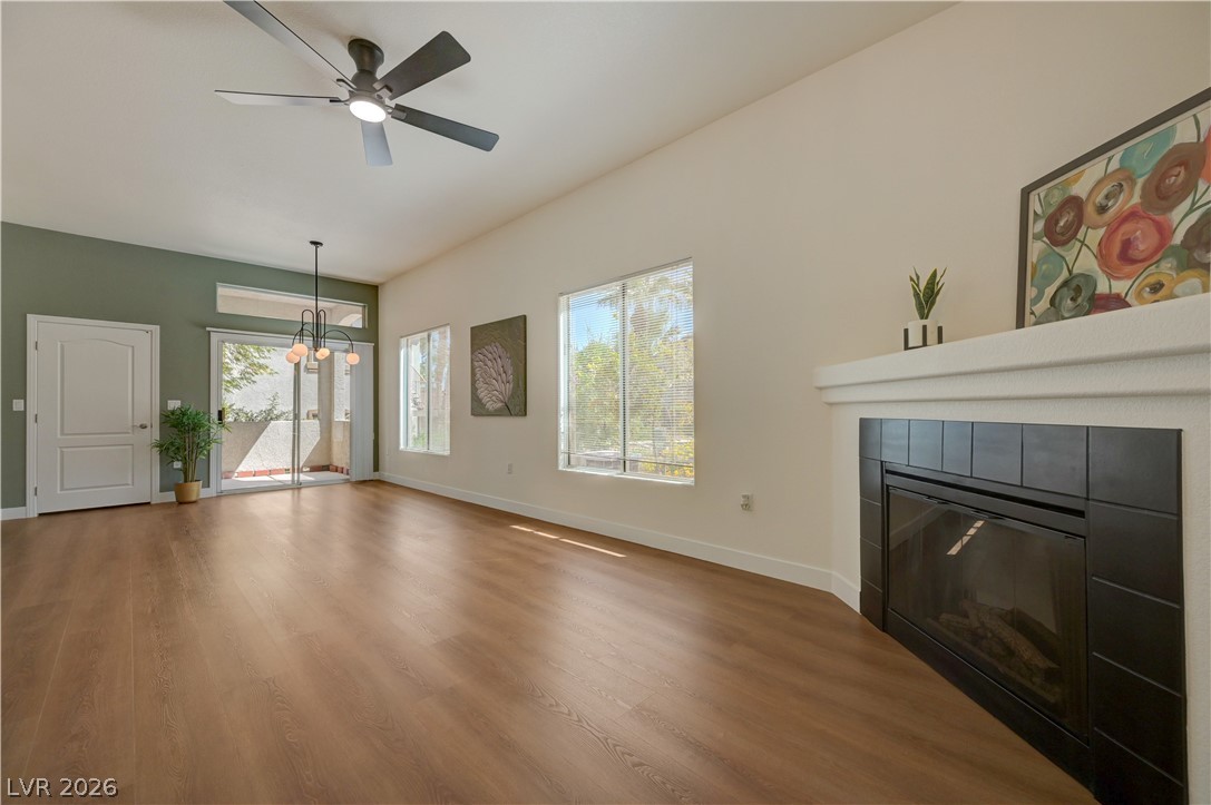 2305 West Horizon Ridge Parkway 814