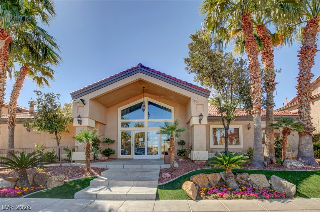 2305 West Horizon Ridge Parkway 814