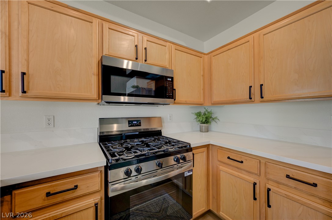 2305 West Horizon Ridge Parkway 814