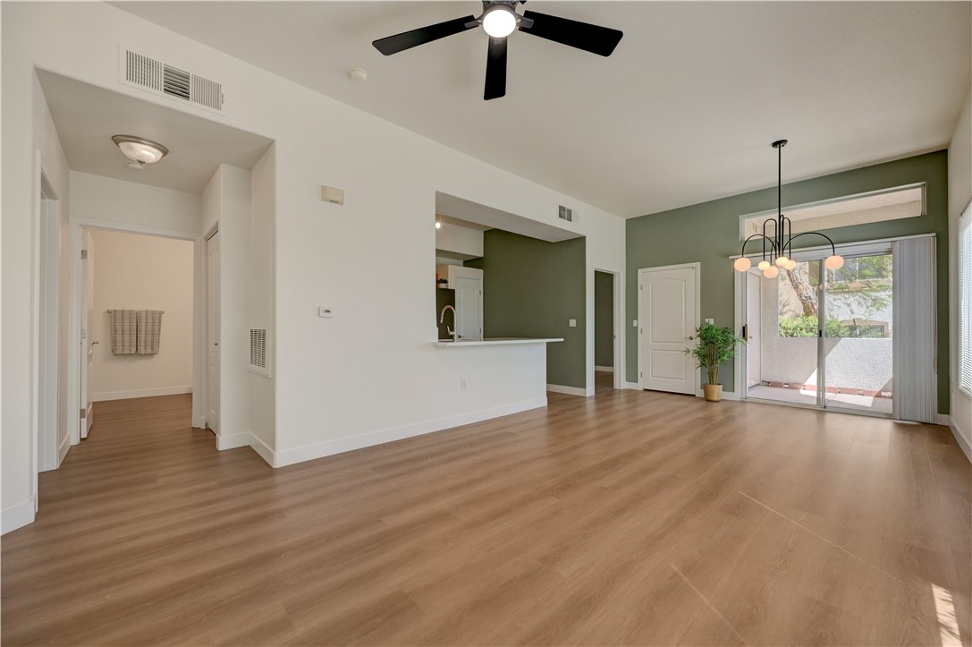 2305 West Horizon Ridge Parkway 814