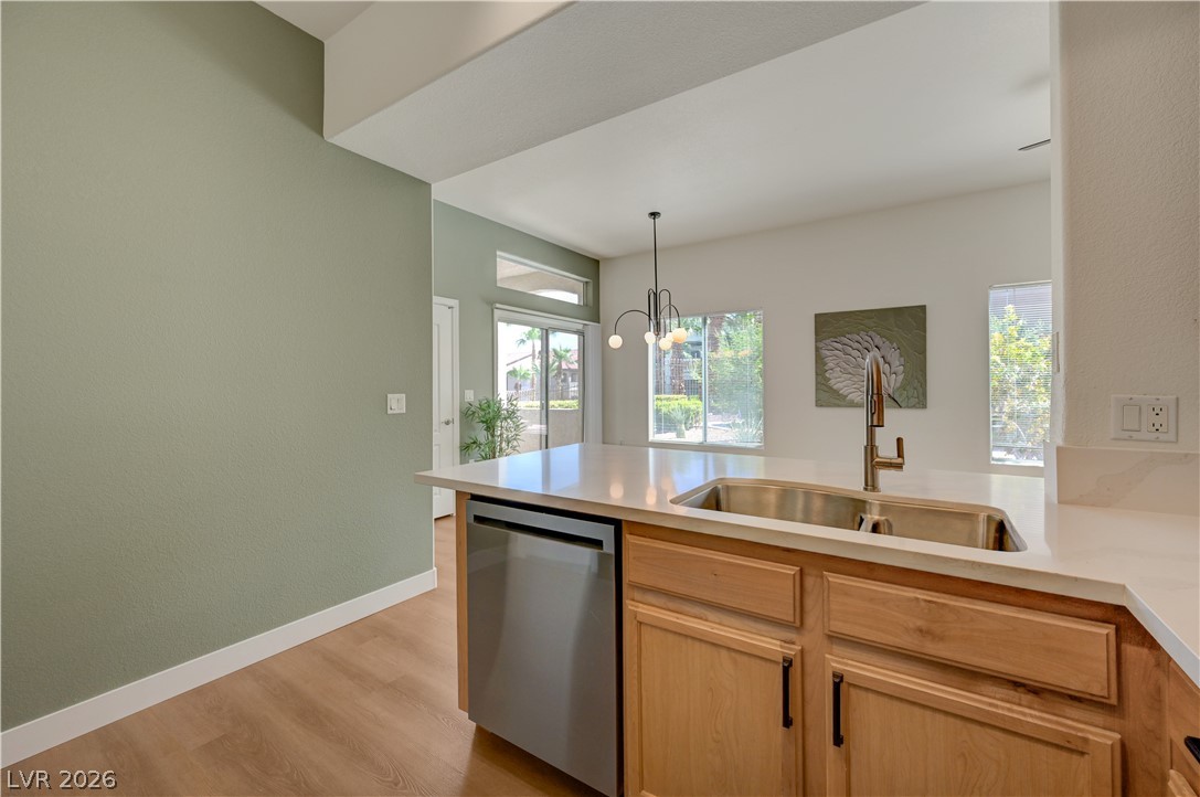 2305 West Horizon Ridge Parkway 814