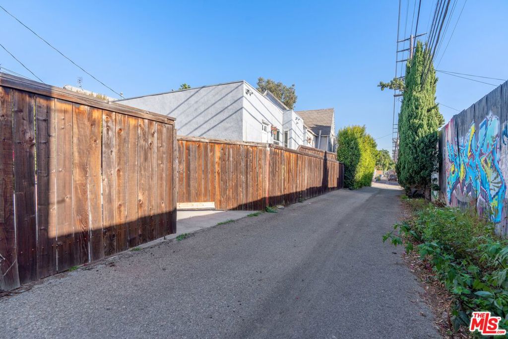 1363 S Curson Avenue