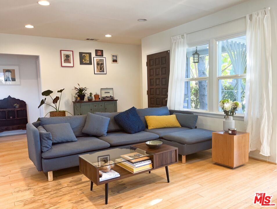 4796 Topanga Canyon Blvd