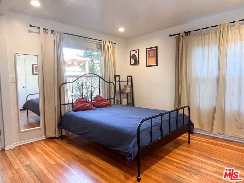 4796 Topanga Canyon Blvd