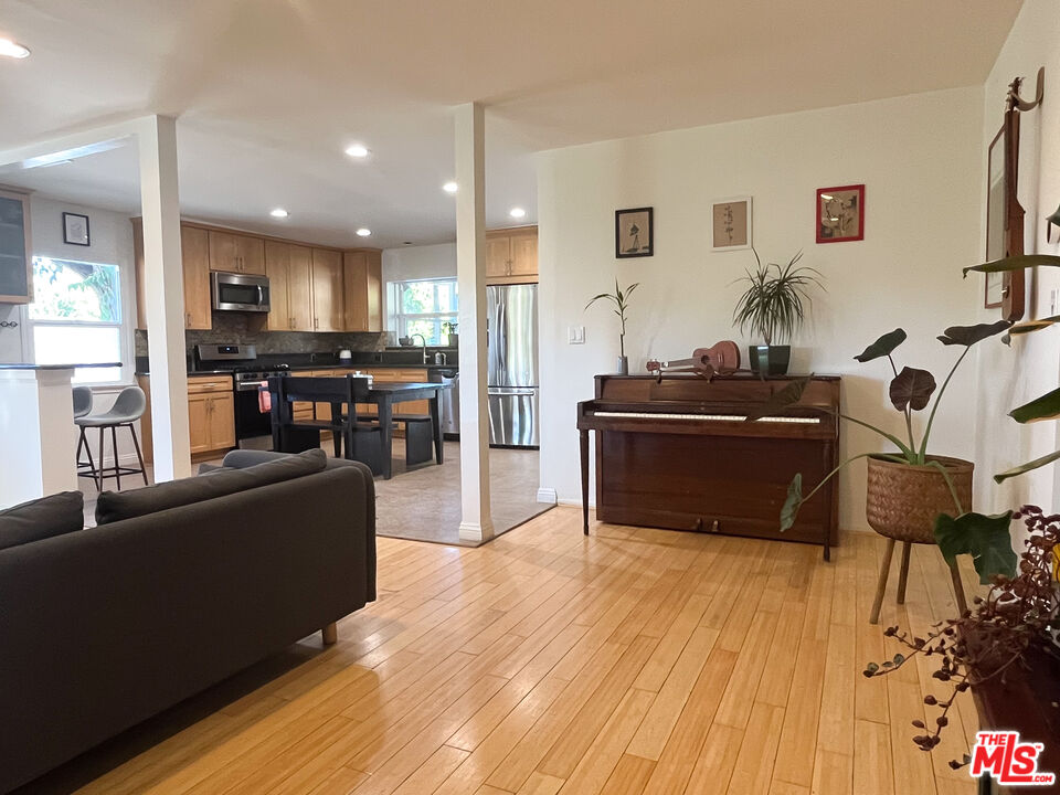 4796 Topanga Canyon Blvd