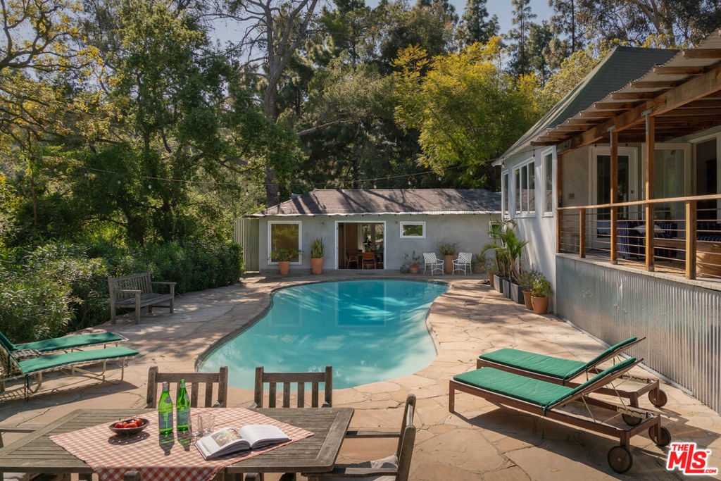 2621 Algodon Court
