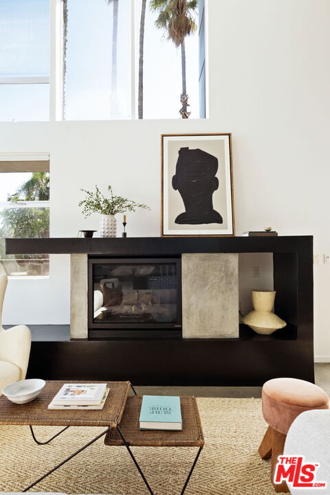 333 S Wilton Pl Unit: 2