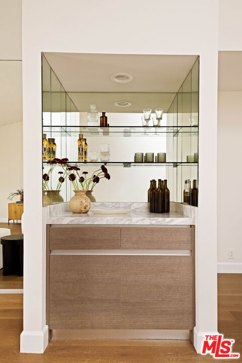 1520 S Beverly Glen Blvd Unit: 507