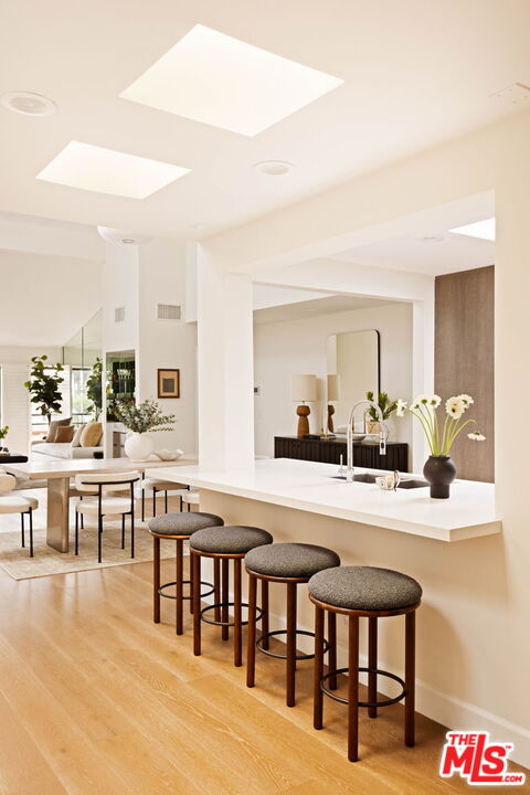 1520 S Beverly Glen Blvd Unit: 507