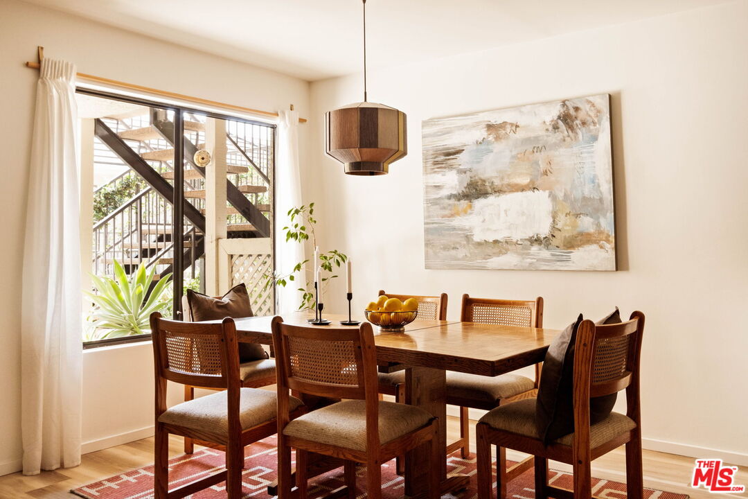 1942 Grace Ave Unit: 118