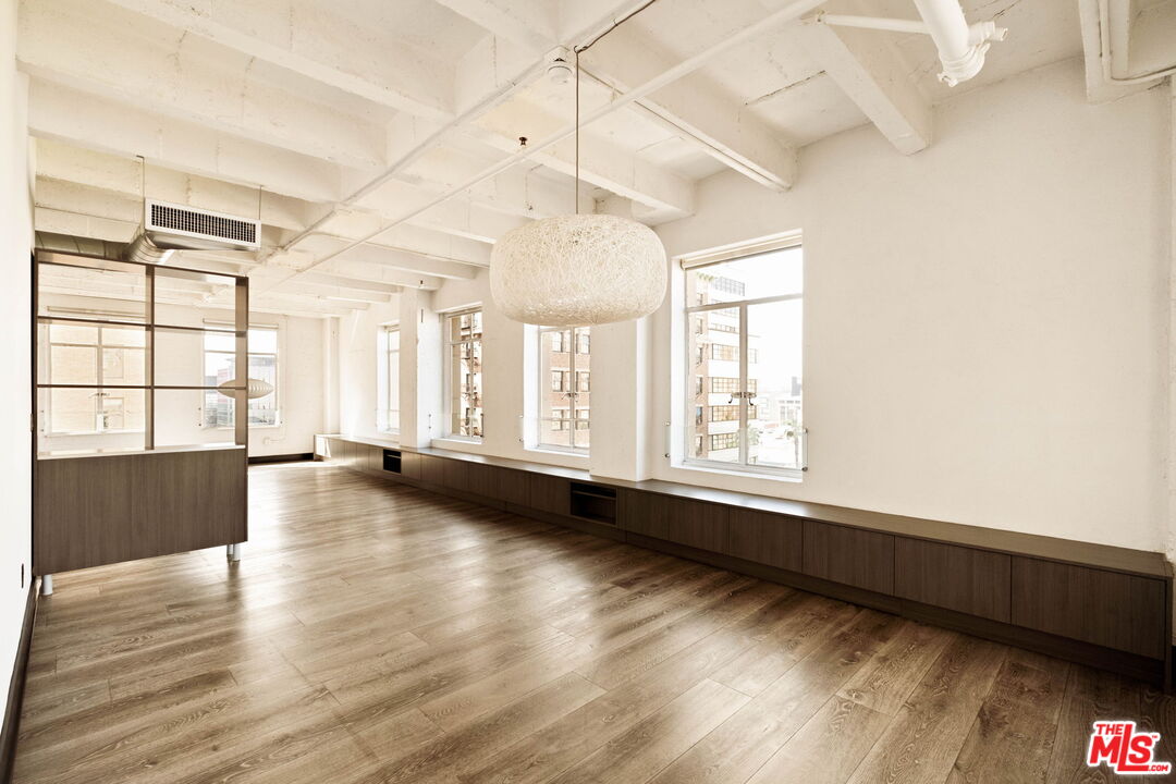 6253 Hollywood Blvd Unit: 702