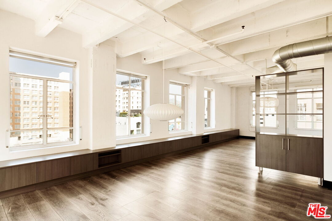 6253 Hollywood Blvd Unit: 702