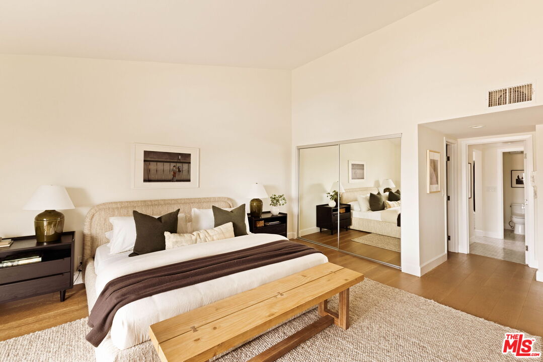 1520 S Beverly Glen Blvd Unit: 507