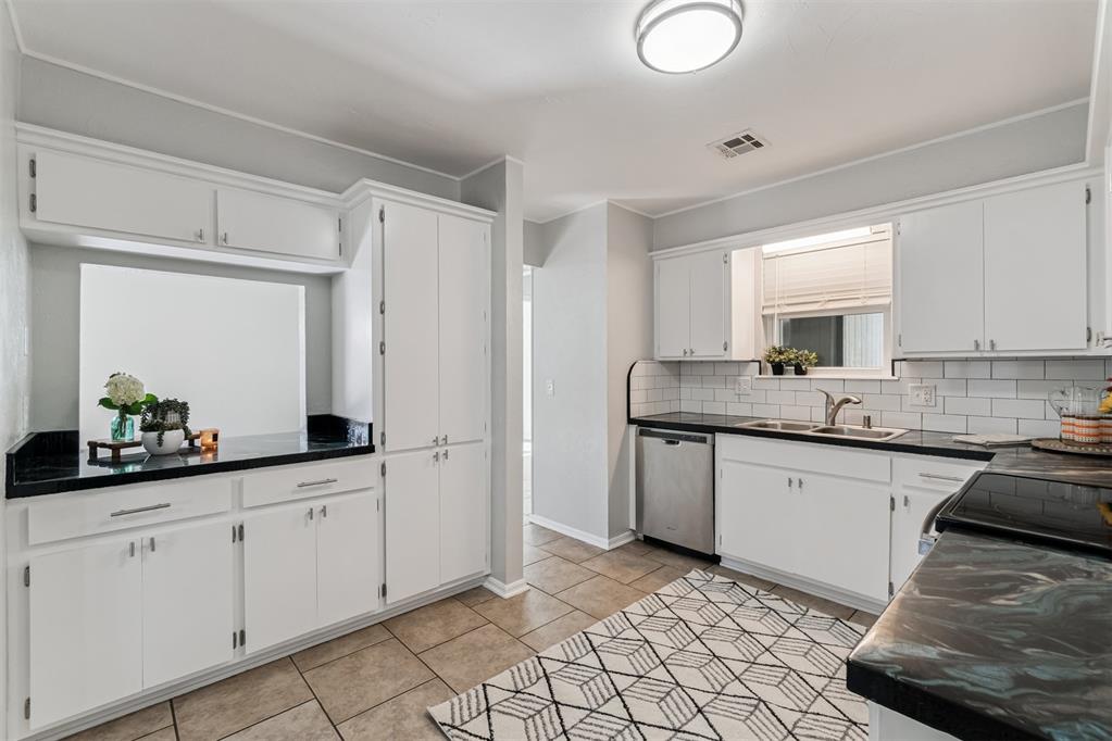 13800 E Crossing Way