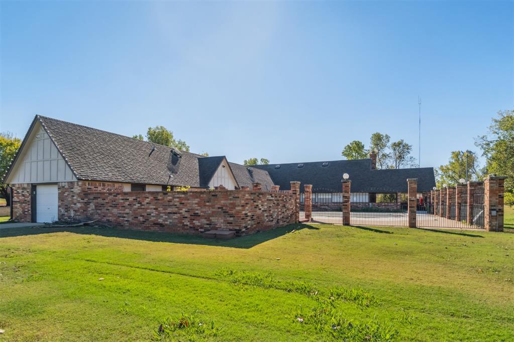 13800 E Crossing Way