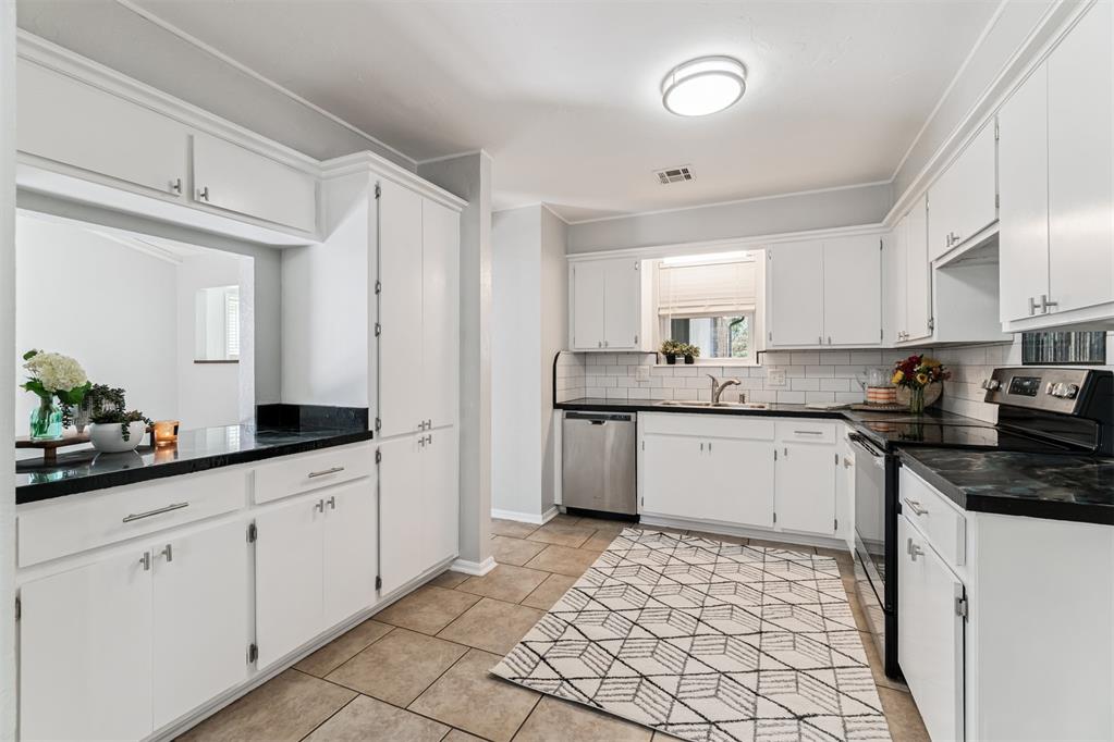 13800 E Crossing Way